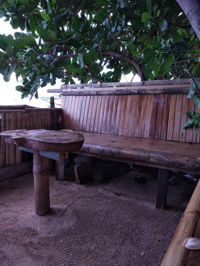Sunset Guest House&Bar Bunaken Extérieur photo