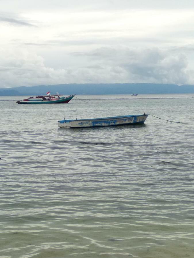 Sunset Guest House&Bar Bunaken Extérieur photo